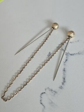 Antique Victorian Unmarked Gold 11" Chain Hair Accessory Stick Pin